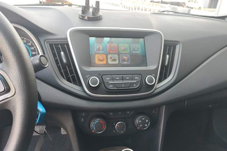 Used Chevrolet Cavalier 2016 1.5L Automatic Xinyue Edition Audio And AC Panel
