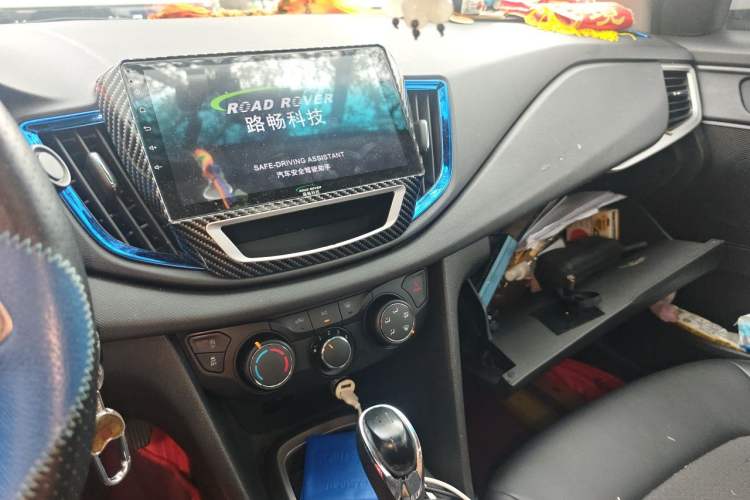 Used Chevrolet Cavalier 2016 1.5L Automatic Xinyue Edition Audio And AC Panel