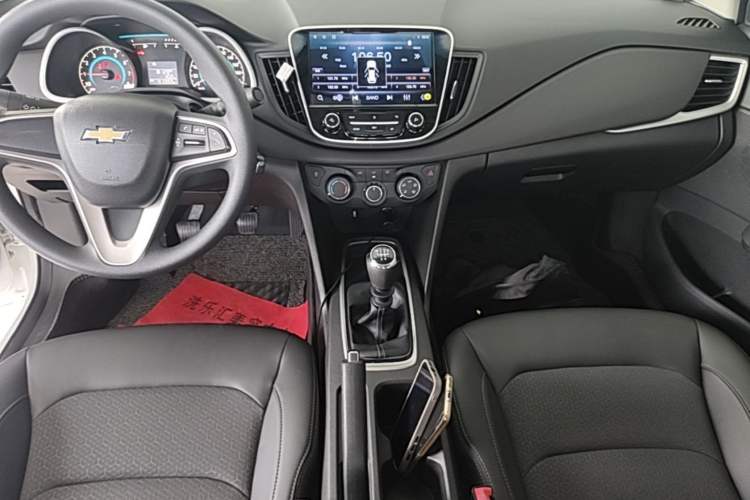 Used Chevrolet Cavalier 2016 1.5L Manual Xinyue Edition Audio And AC Panel