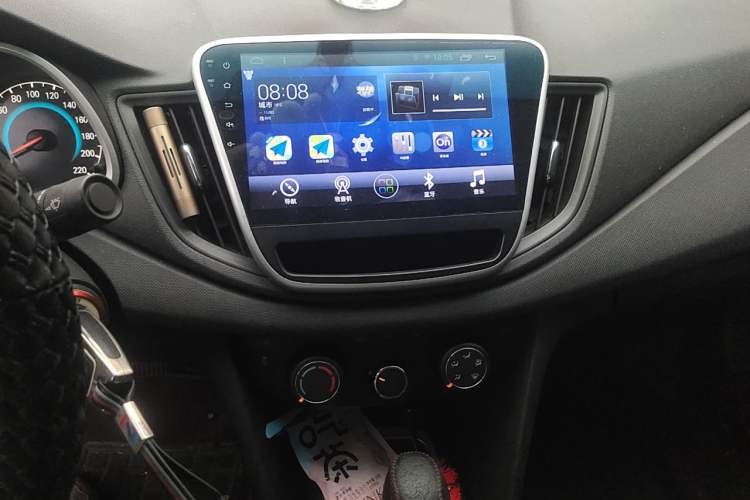 Used Chevrolet Cavalier 2016 1.5L Automatic Enjoyment Edition Audio And AC Panel