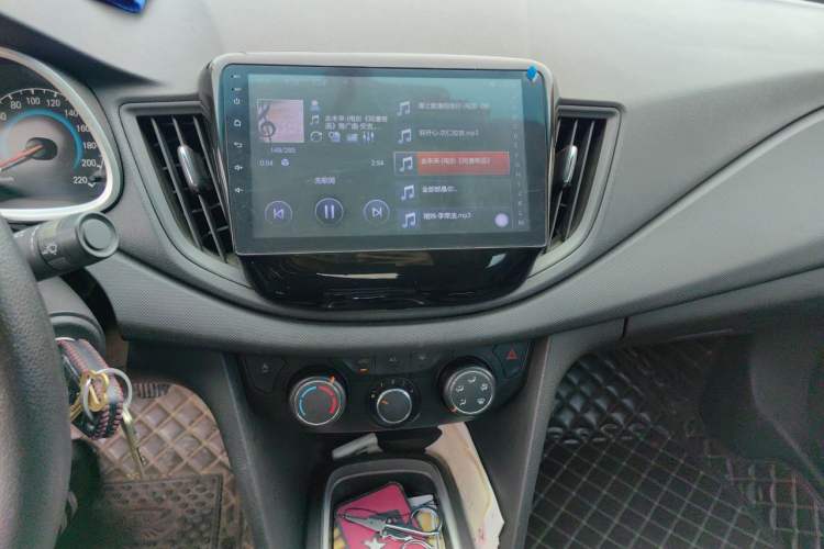 Used Chevrolet Cavalier 2016 1.5L Manual Enjoyment Edition Audio And AC Panel