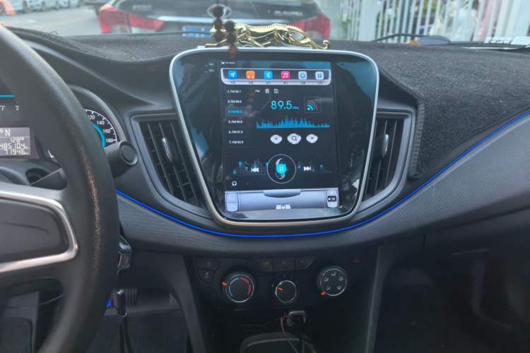 Used Chevrolet Cavalier 2016 1.5L Automatic Enjoyment Edition Audio And AC Panel
