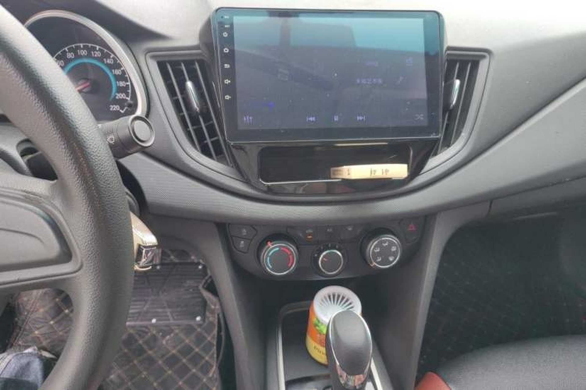 Used Chevrolet Cavalier 2016 1.5L Automatic Enjoyment Edition Audio And AC Panel