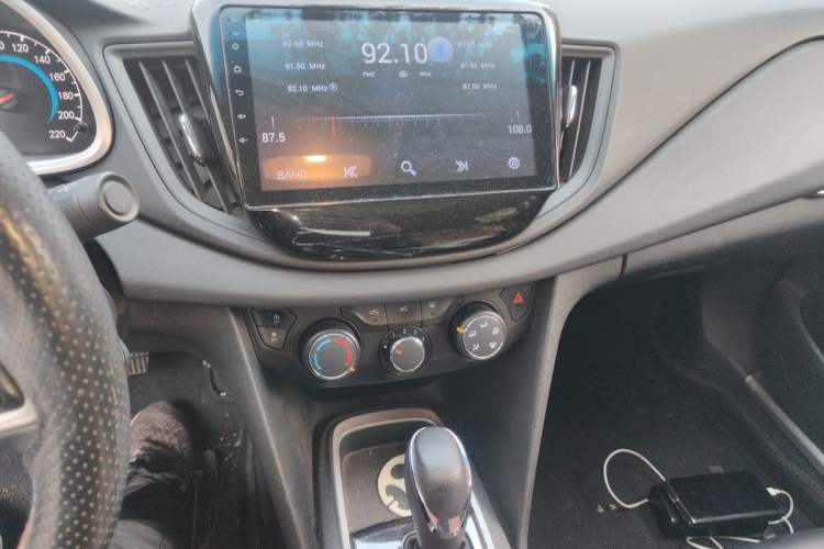 Used Chevrolet Cavalier 2016 1.5L Automatic Xinyue Edition Audio And AC Panel