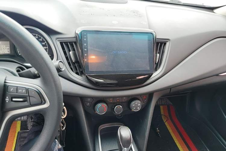 Used Chevrolet Cavalier 2016 1.5L Automatic Xinyue Edition Audio And AC Panel