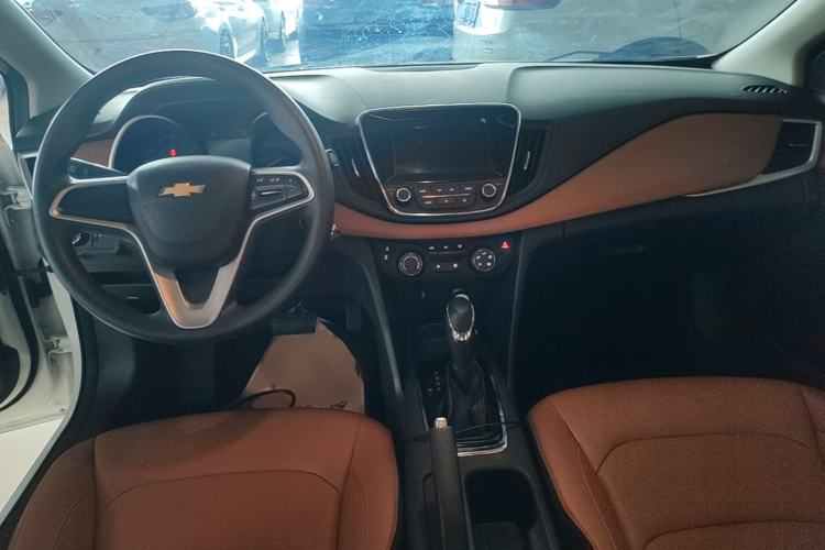 Used Chevrolet Cavalier 2016 1.5L Automatic Xinsong Edition Center Console