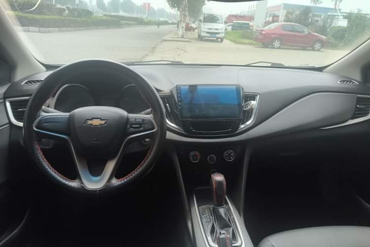 Used Chevrolet Cavalier 2016 1.5L Automatic Xinyue Edition Center Console