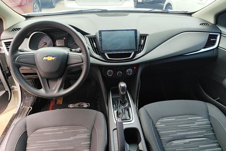 Used Chevrolet Cavalier 2016 1.5L Automatic Enjoyment Edition Center Console