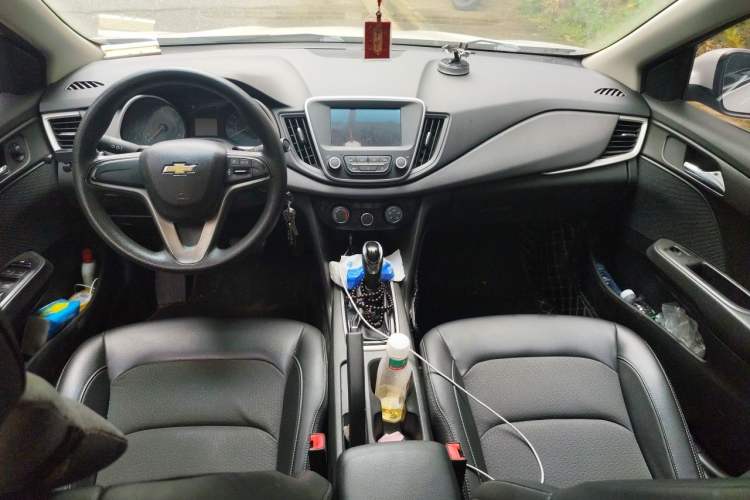 Used Chevrolet Cavalier 2016 1.5L Automatic Xinyue Edition Center Console
