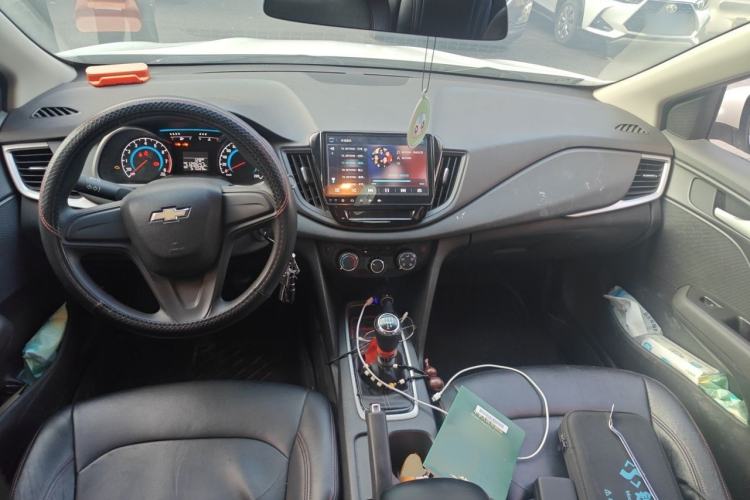 Used Chevrolet Cavalier 2016 1.5L Manual Enjoyment Edition Center Console