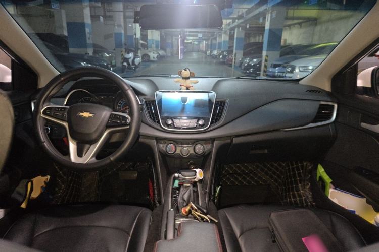 Used Chevrolet Cavalier 2016 1.5L Automatic Enjoyment Edition Center Console
