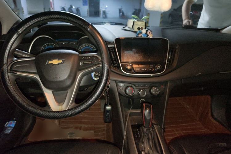 Used Chevrolet Cavalier 2016 1.5L Automatic Xinyue Edition Center Console