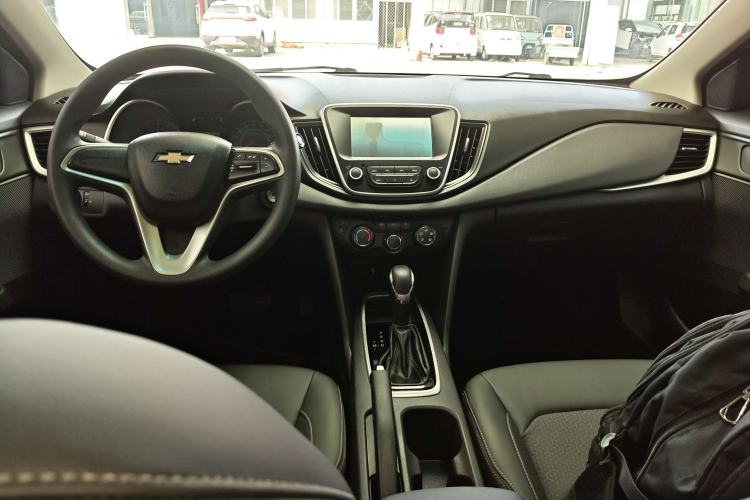 Used Chevrolet Cavalier 2016 1.5L Automatic Xinyue Edition Center Console