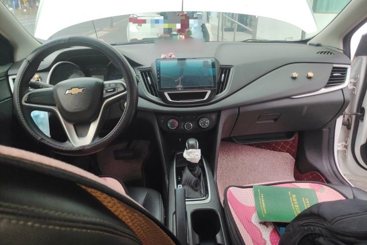Used Chevrolet Cavalier 2016 1.5L Automatic Xinyue Edition Center Console