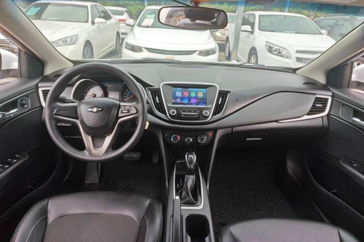 Used Chevrolet Cavalier 2016 1.5L Automatic Xinyue Edition Center Console