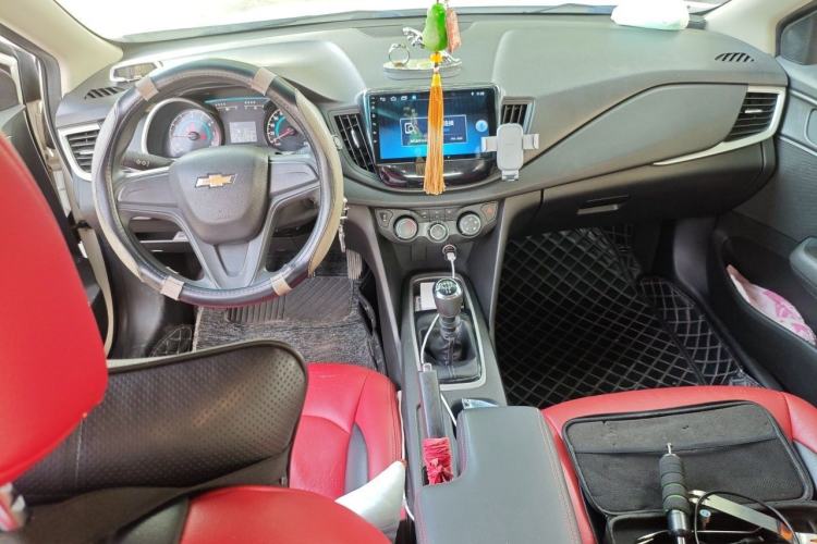 Used Chevrolet Cavalier 2016 1.5L Manual Enjoyment Edition Center Console