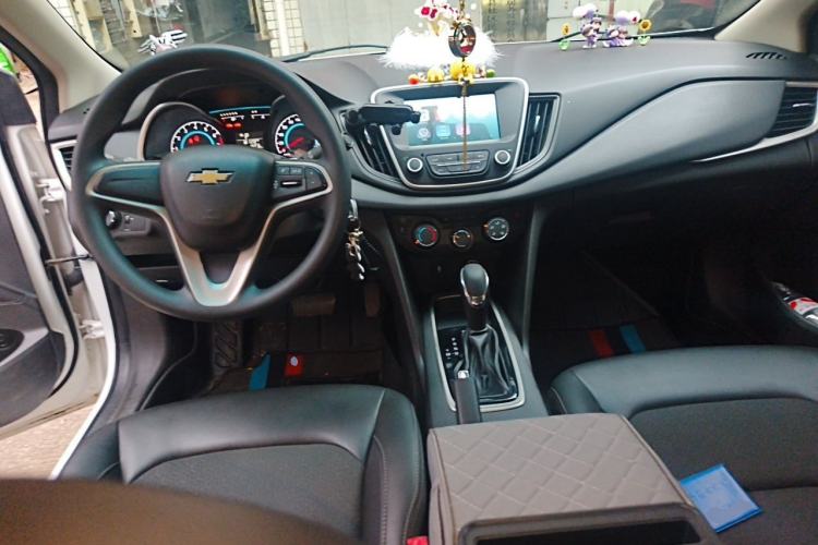 Used Chevrolet Cavalier 2016 1.5L Automatic Xinyue Edition Center Console