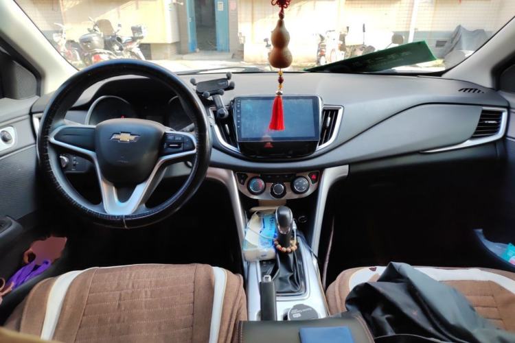 Used Chevrolet Cavalier 2016 1.5L Automatic Xinyue Edition Center Console