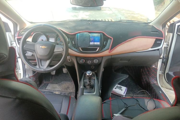 Used Chevrolet Cavalier 2016 1.5L Manual Enjoyment Edition Center Console