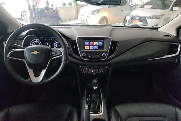 Used Chevrolet Cavalier 2016 1.5L Automatic Xinyue Edition Center Console