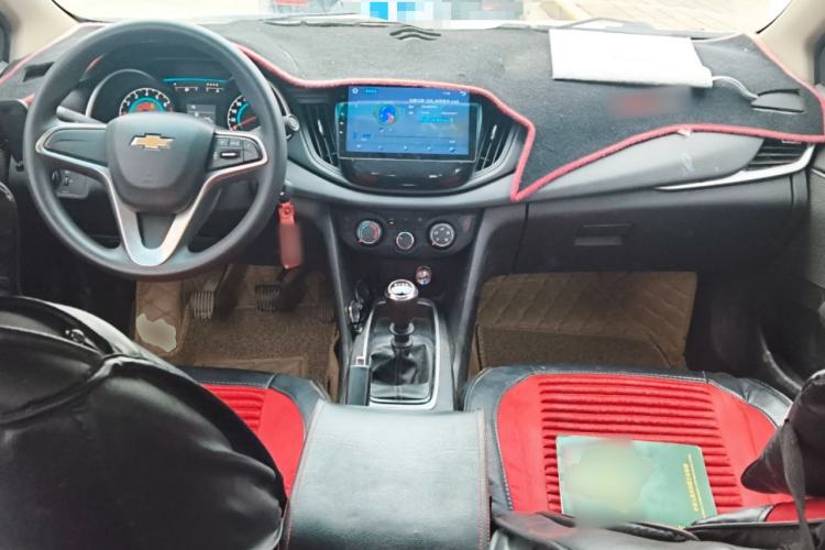 Used Chevrolet Cavalier 2016 1.5L Manual Enjoyment Edition Center Console