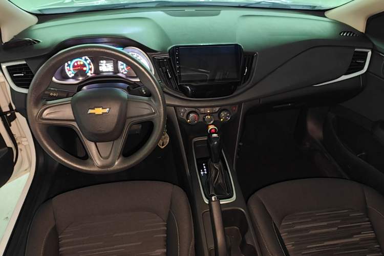 Used Chevrolet Cavalier 2016 1.5L Automatic Enjoyment Edition Center Console