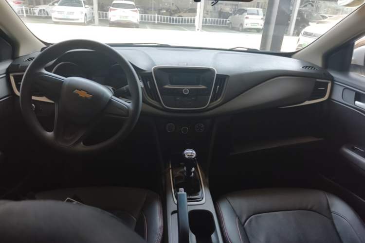 Used Chevrolet Cavalier 2016 1.5L Manual Enjoyment Edition Center Console