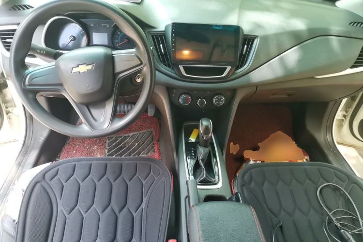 Used Chevrolet Cavalier 2016 1.5L Automatic Enjoyment Edition Center Console