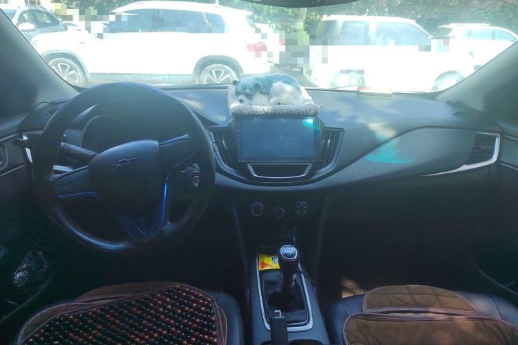 Used Chevrolet Cavalier 2016 1.5L Manual Enjoyment Edition Center Console