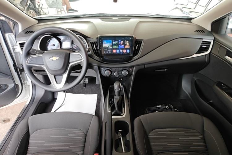 Used Chevrolet Cavalier 2016 1.5L Automatic Enjoyment Edition Center Console