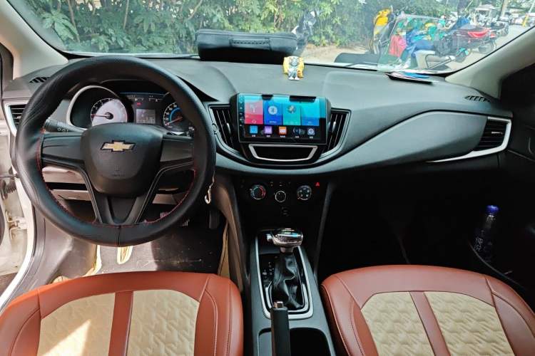 Used Chevrolet Cavalier 2016 1.5L Automatic Enjoyment Edition Center Console