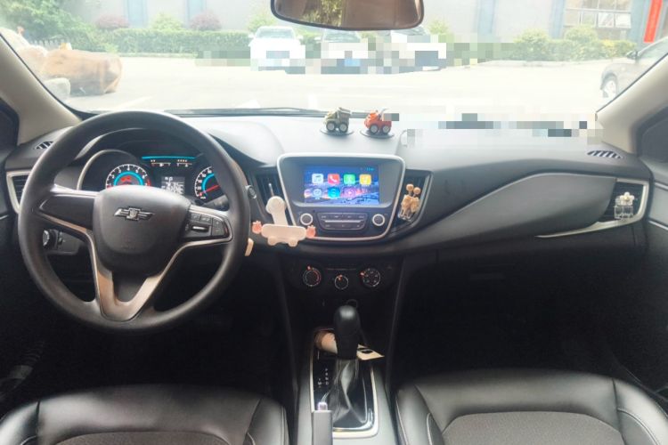 Used Chevrolet Cavalier 2016 1.5L Automatic Xinyue Edition Center Console