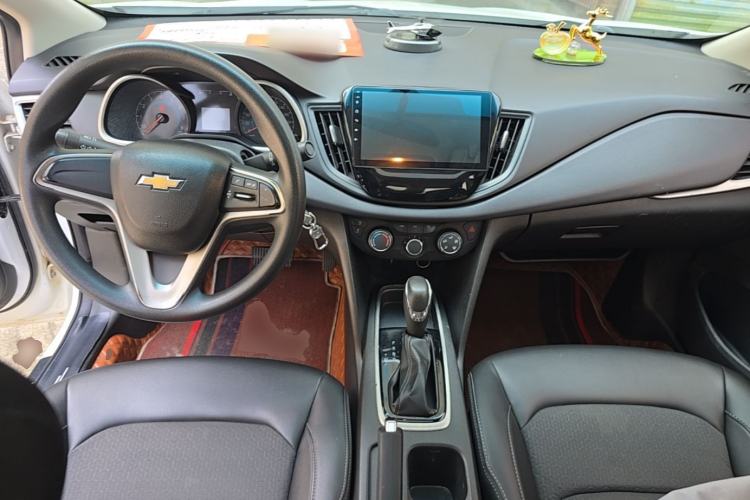 Used Chevrolet Cavalier 2016 1.5L Automatic Xinyue Edition Center Console