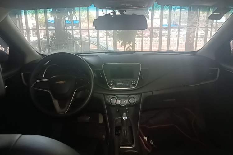 Used Chevrolet Cavalier 2016 1.5L Automatic Xinyue Edition Center Console