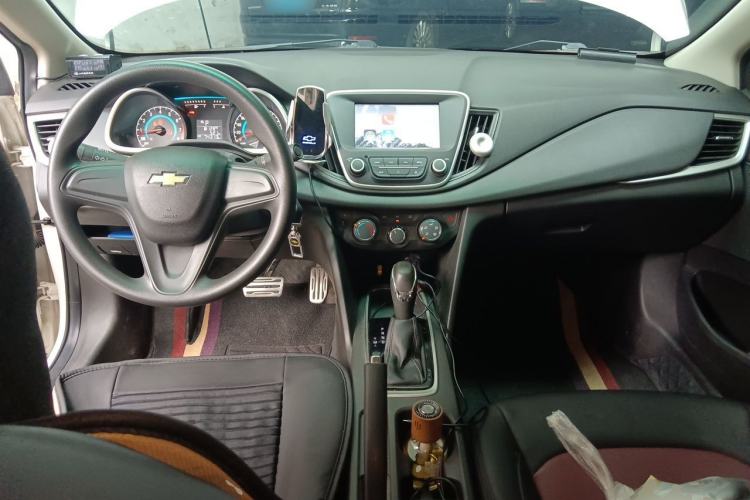 Used Chevrolet Cavalier 2016 1.5L Automatic Enjoyment Edition Center Console