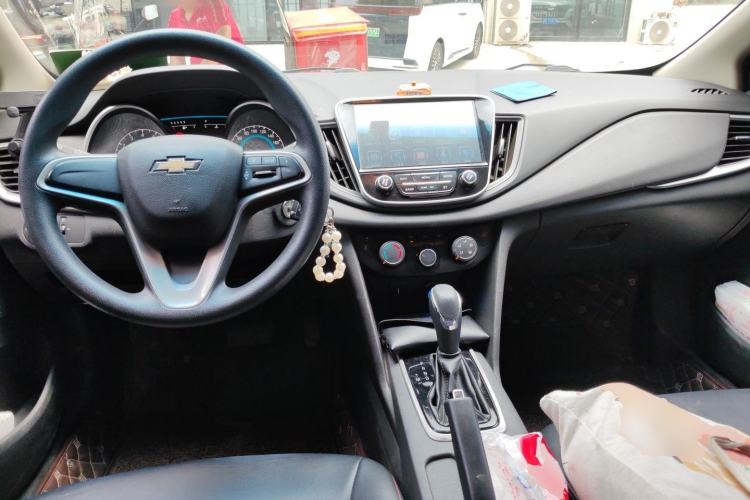 Used Chevrolet Cavalier 2016 1.5L Automatic Xinyue Edition Center Console