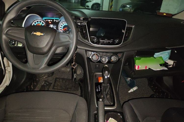 Used Chevrolet Cavalier 2016 1.5L Automatic Enjoyment Edition Center Console