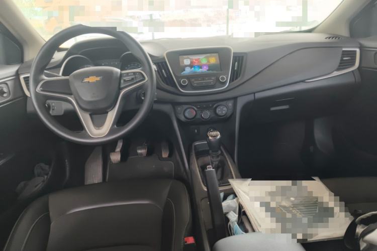 Used Chevrolet Cavalier 2016 1.5L Manual Xinyue Edition Center Console