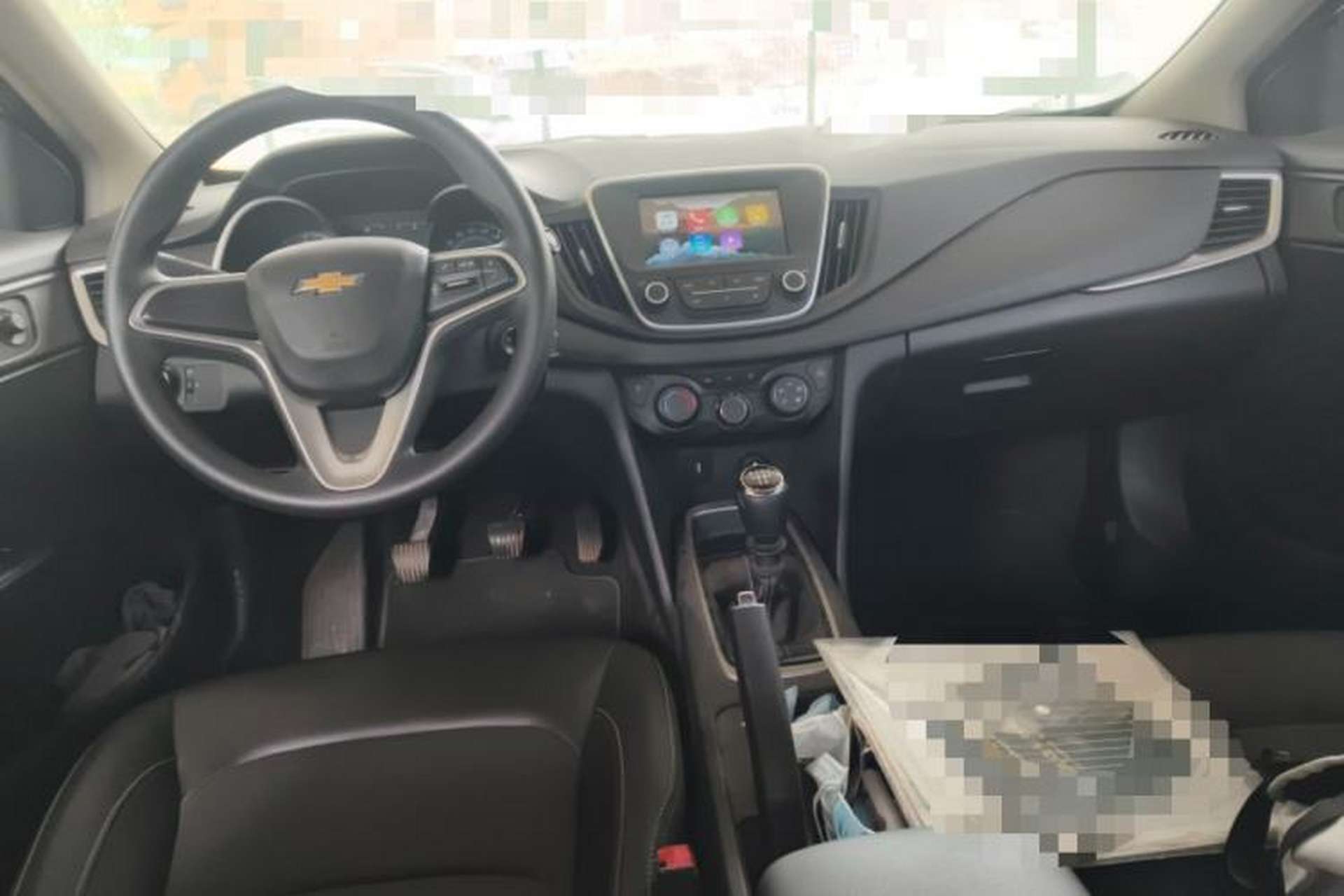 Used Chevrolet Cavalier 2016 1.5L Manual Xinyue Edition Center Console