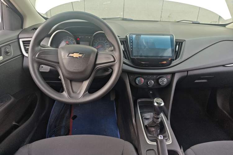 Used Chevrolet Cavalier 2016 1.5L Manual Enjoyment Edition Center Console