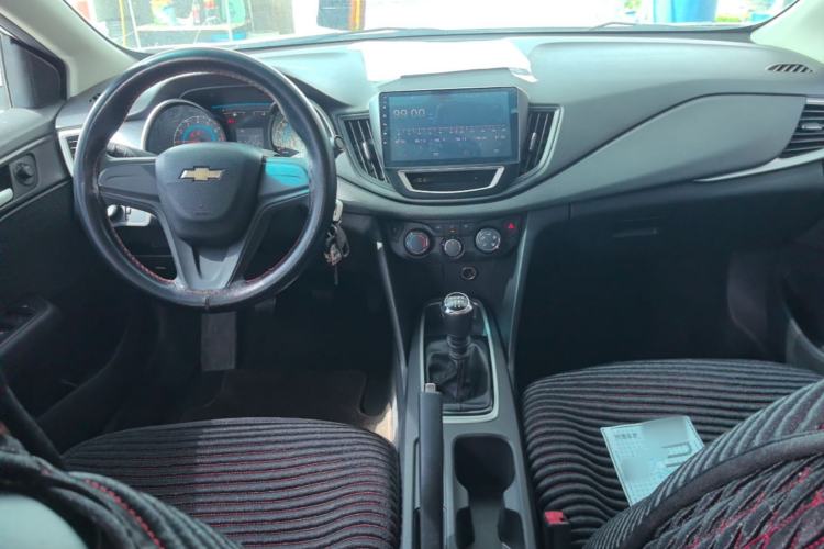 Used Chevrolet Cavalier 2016 1.5L Manual Enjoyment Edition Center Console