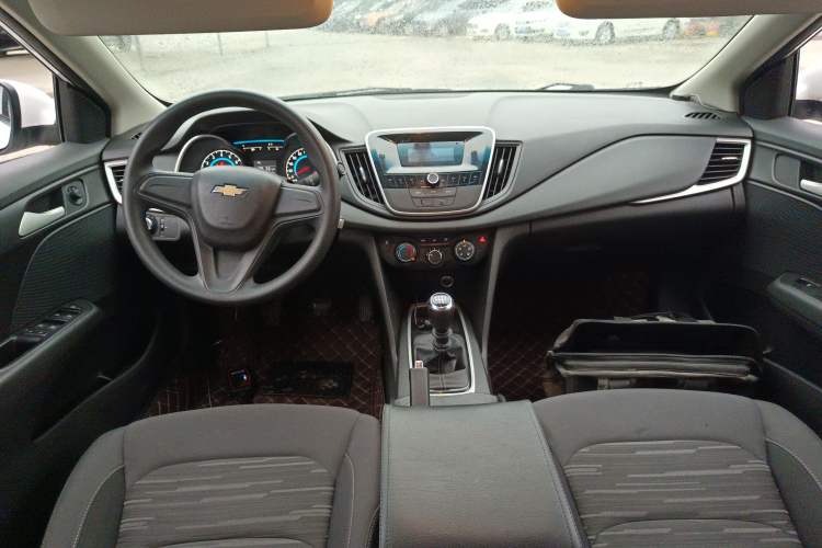 Used Chevrolet Cavalier 2016 1.5L Manual Enjoyment Edition Center Console