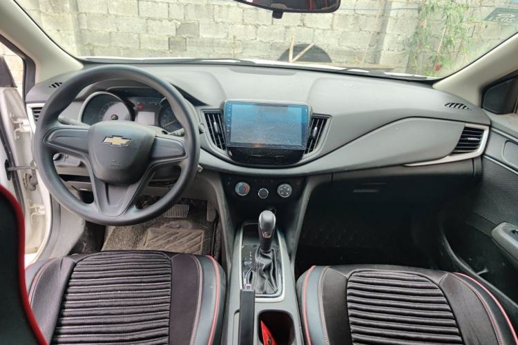 Used Chevrolet Cavalier 2016 1.5L Automatic Enjoyment Edition Center Console