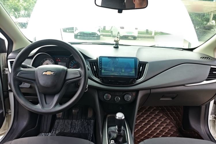 Used Chevrolet Cavalier 2016 1.5L Manual Enjoyment Edition Center Console
