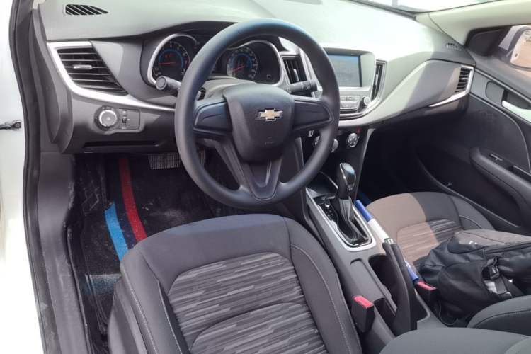 Used Chevrolet Cavalier 2016 1.5L Automatic Enjoyment Edition Center Console