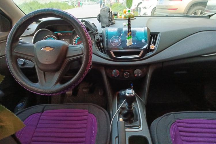 Used Chevrolet Cavalier 2016 1.5L Manual Enjoyment Edition Center Console