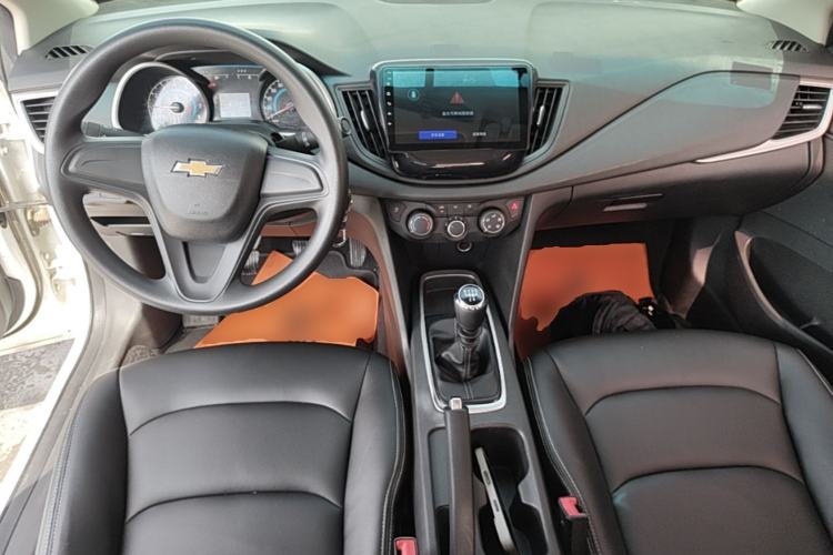 Used Chevrolet Cavalier 2016 1.5L Manual Enjoyment Edition Center Console