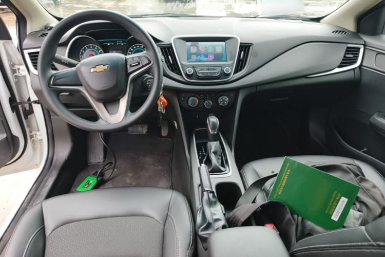 Used Chevrolet Cavalier 2016 1.5L Automatic Xinyue Edition Center Console
