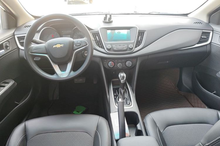 Used Chevrolet Cavalier 2016 1.5L Automatic Xinyue Edition Center Console