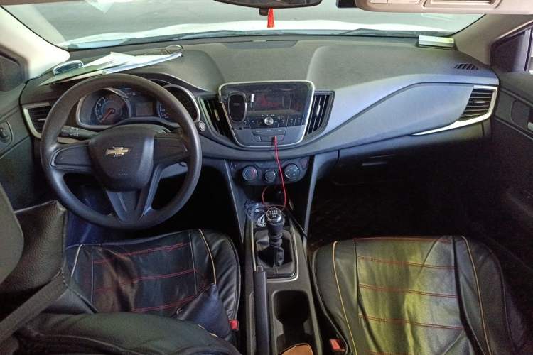 Used Chevrolet Cavalier 2016 1.5L Manual Enjoyment Edition Center Console